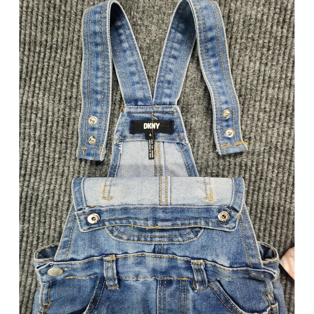DKNY Overall Denim Jean Shorts with Pink "DKNY" logo top Girls Size 4 - Picture 5 of 15